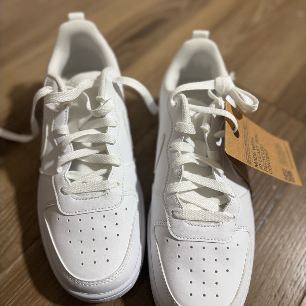 Nikes Classic White kids Sneakers